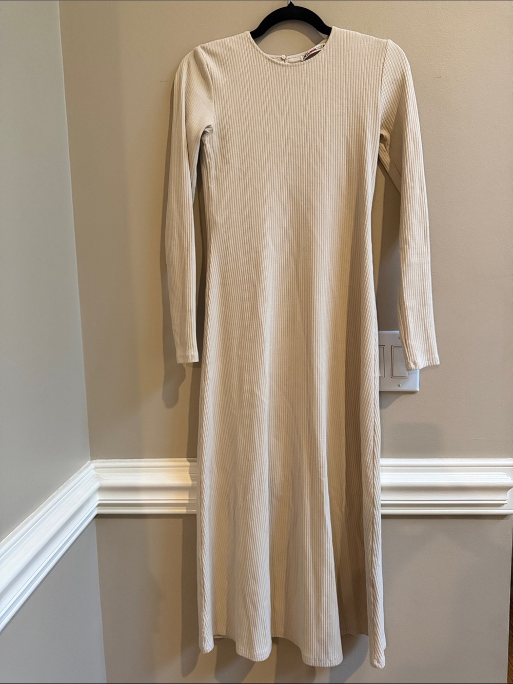 Zara Ribbed Long Sleeve Cream Maxi Dress Size Small